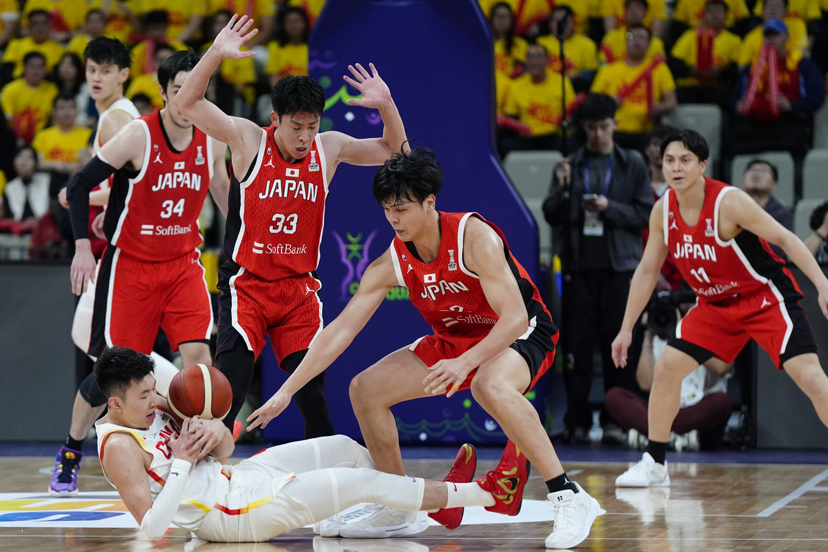 LOL SPORTS-里昂回应争议备战NBA常规赛CBA季后赛今晚刷纪录，风云突变新疆广汇赛前门线救险看傻球迷的简单介绍
