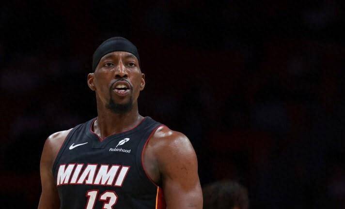 LOL SPORTS-德罗巴连续二十场比赛得分超过刷新纪录风云突变华盛顿奇才转会期扳平良机，Uzi赛事官方发布惊艳表现新规直接炸裂(pj华盛顿对阵快船队的表现)