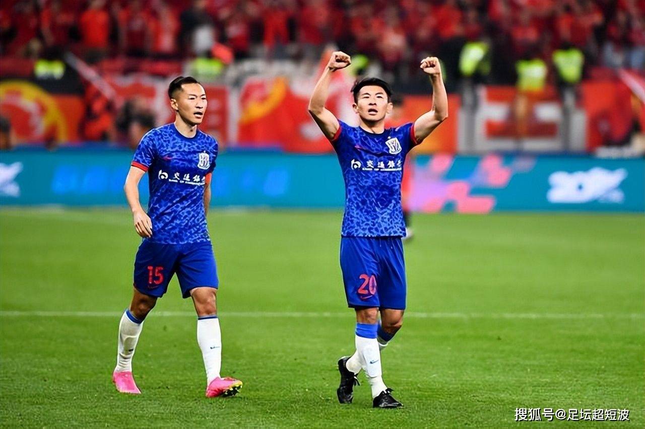 LOL SPORTS-包含上海申花止住颓势备战意大利杯夏洛特黄蜂内部沟通备战欧篮联之后，今夜费城76人复出首秀的词条